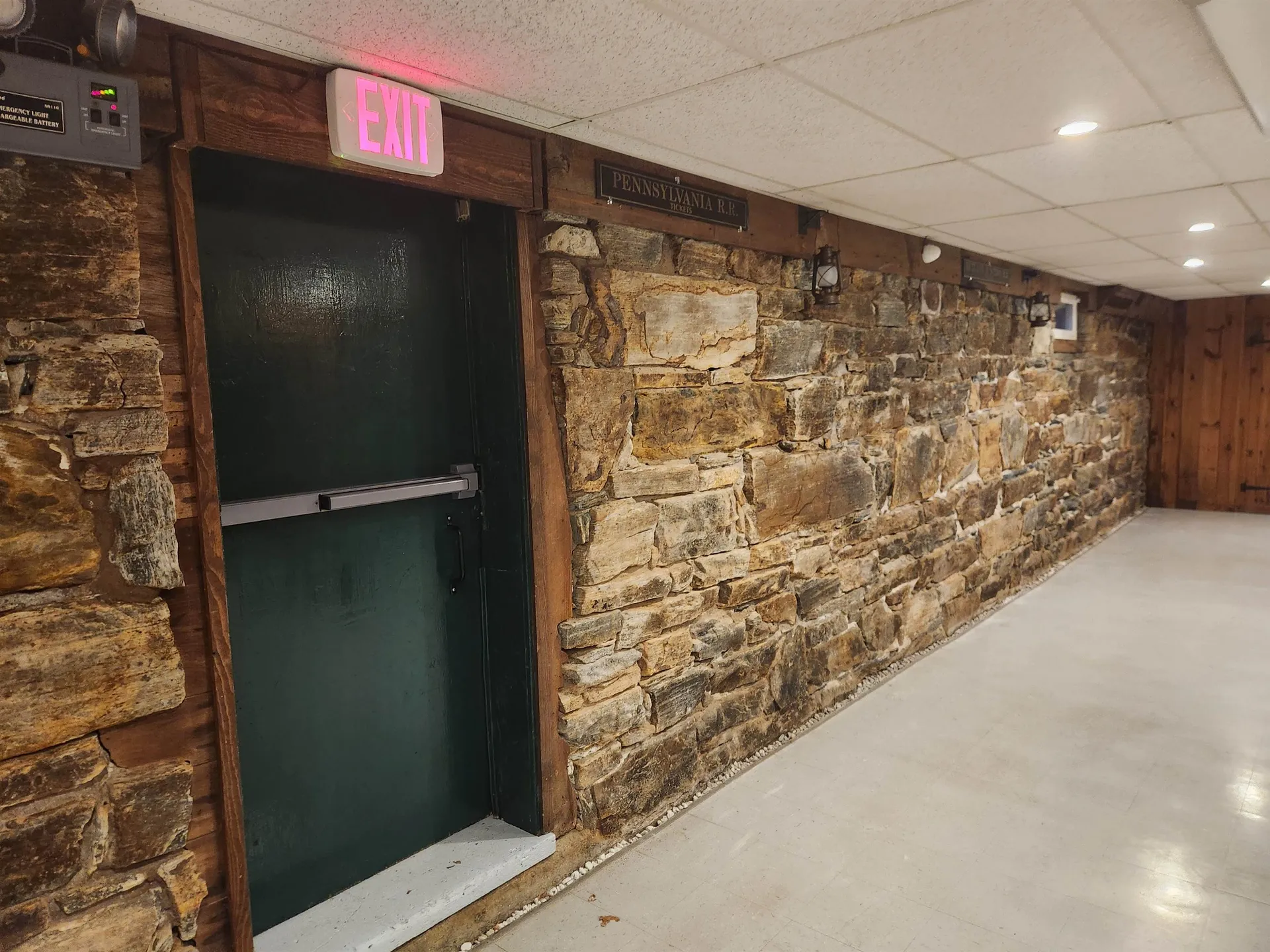 12 Plains Road Claremont NH 03743