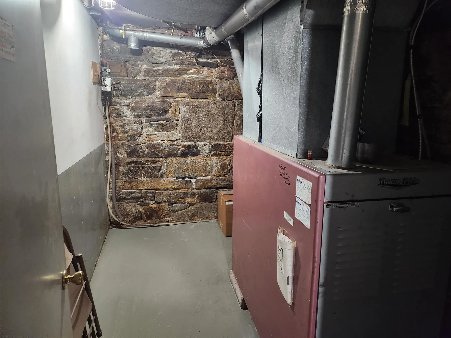 12 Plains Road Claremont NH 03743