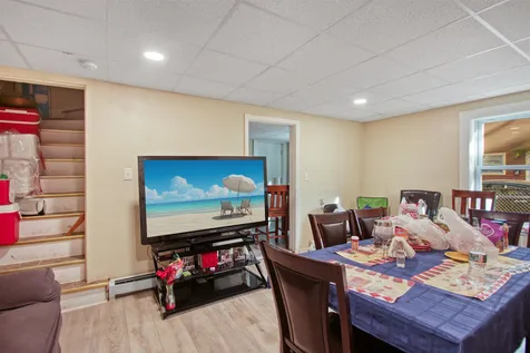 35 Ash Street Nashua NH 03060