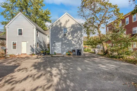 35 Ash Street Nashua NH 03060