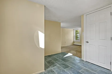 35 Ash Street Nashua NH 03060