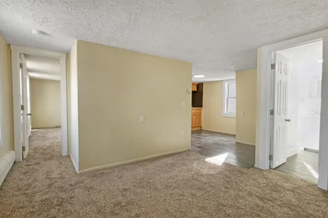 35 Ash Street Nashua NH 03060