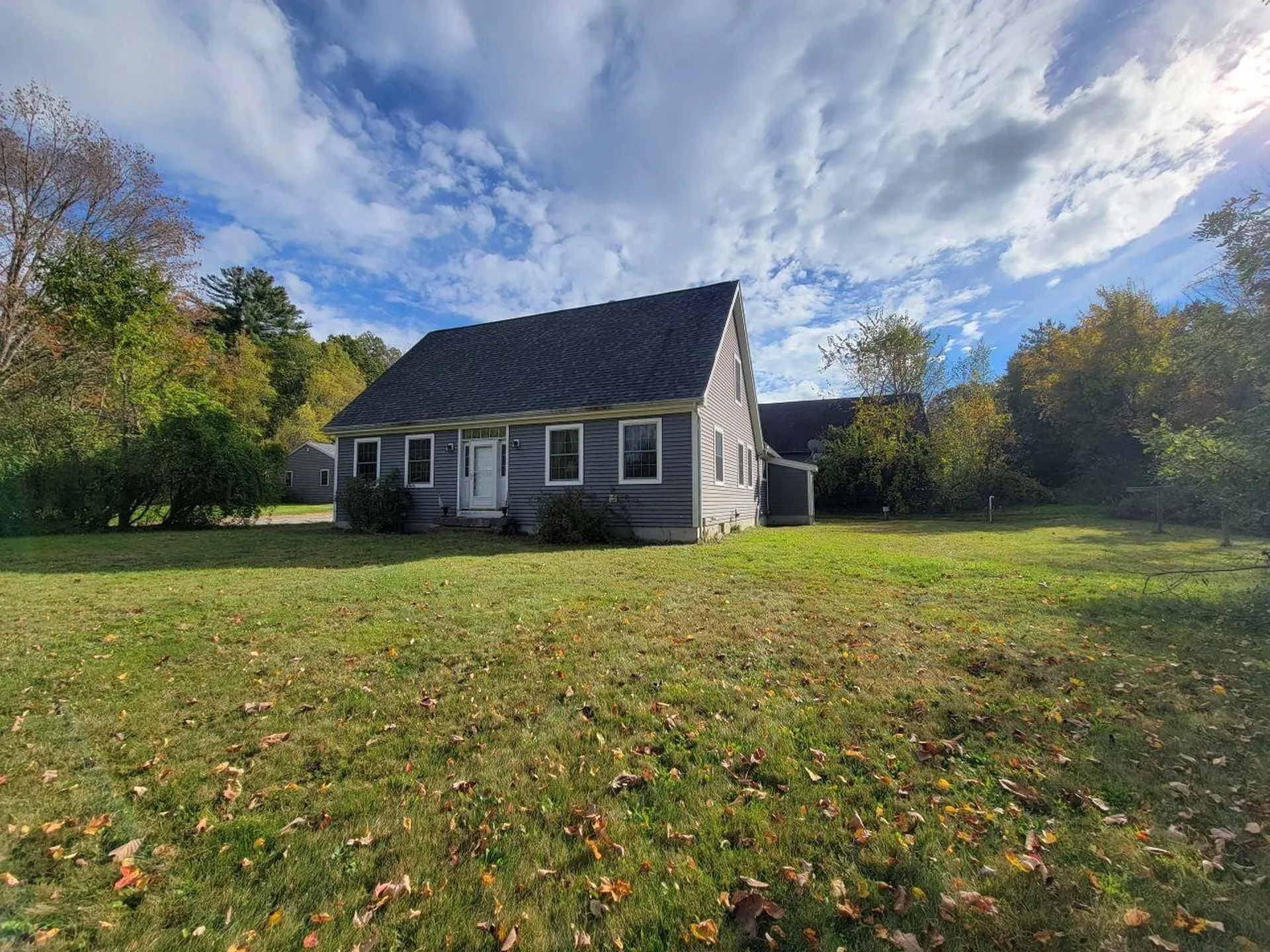 438 High Street Candia NH 03034