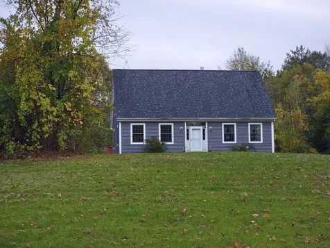438 High Street Candia NH 03034