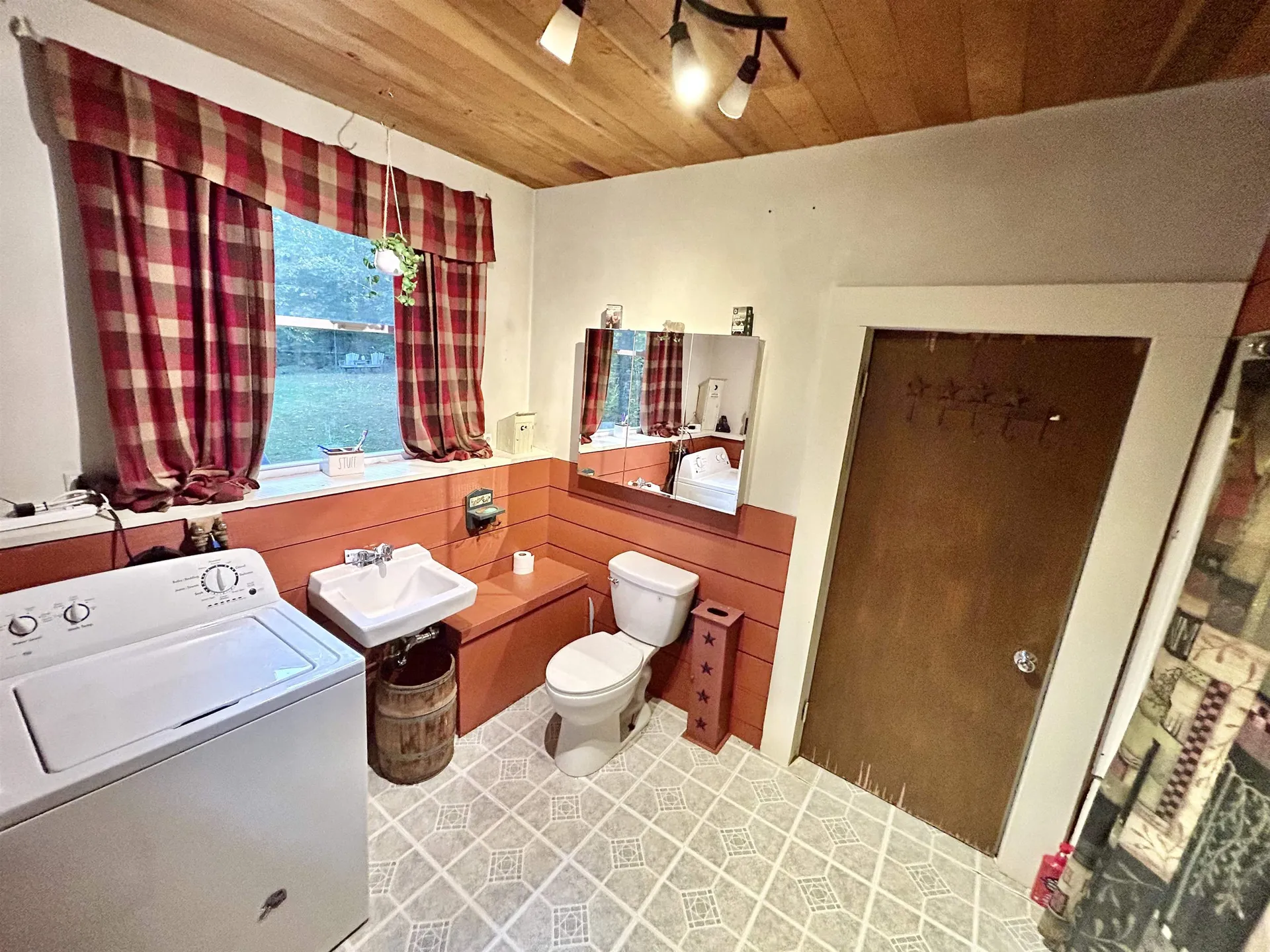 7 Birch Drive Bennington NH 03442