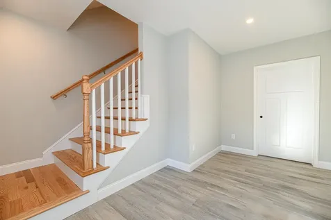 2 Delphi Way Londonderry NH 03053