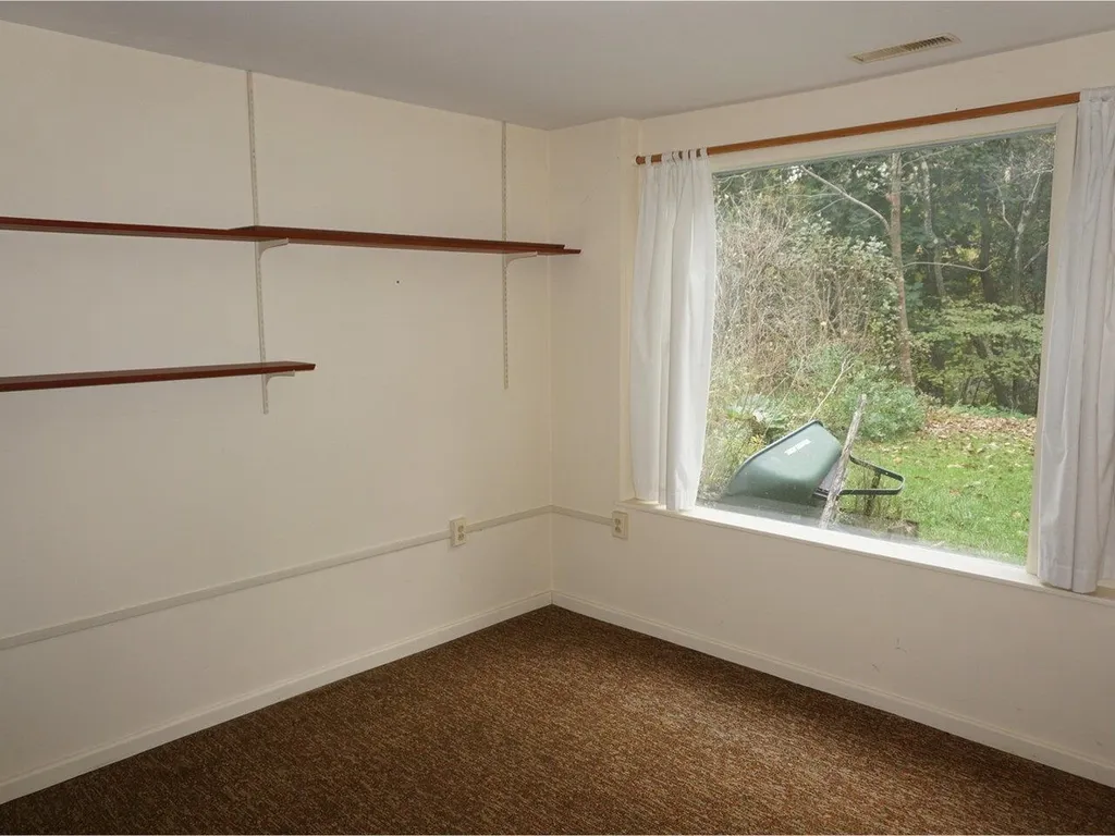 13 Deane Street South Burlington VT 05403