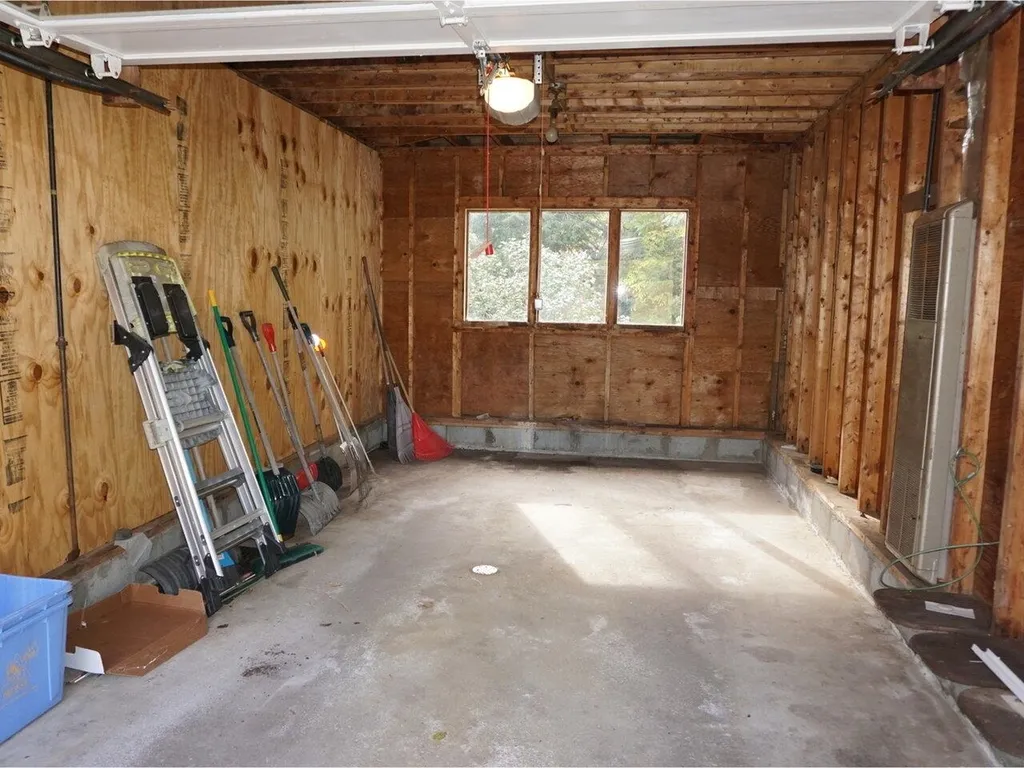 13 Deane Street South Burlington VT 05403