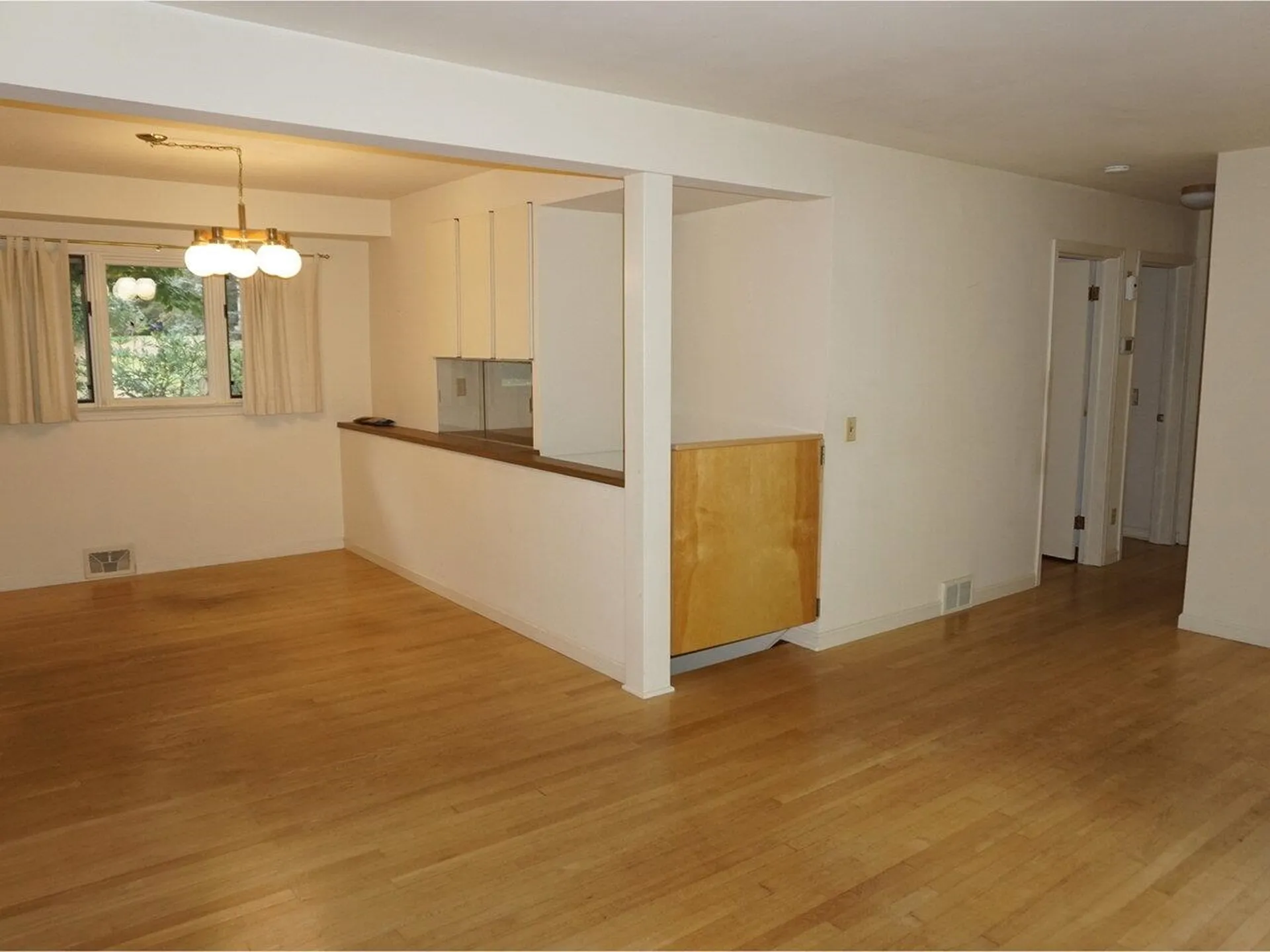 13 Deane Street South Burlington VT 05403