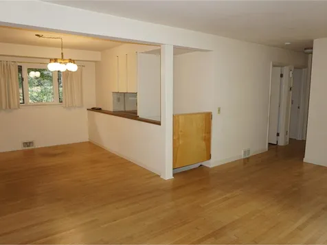 13 Deane Street South Burlington VT 05403
