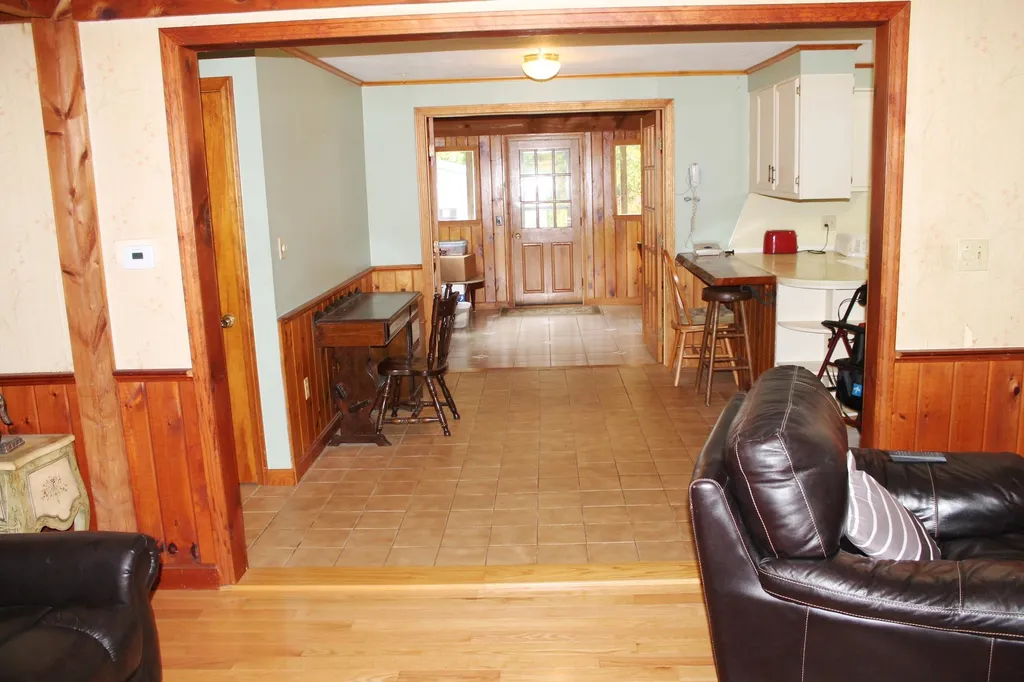 81 Saunders Hill Road New Boston NH 03070