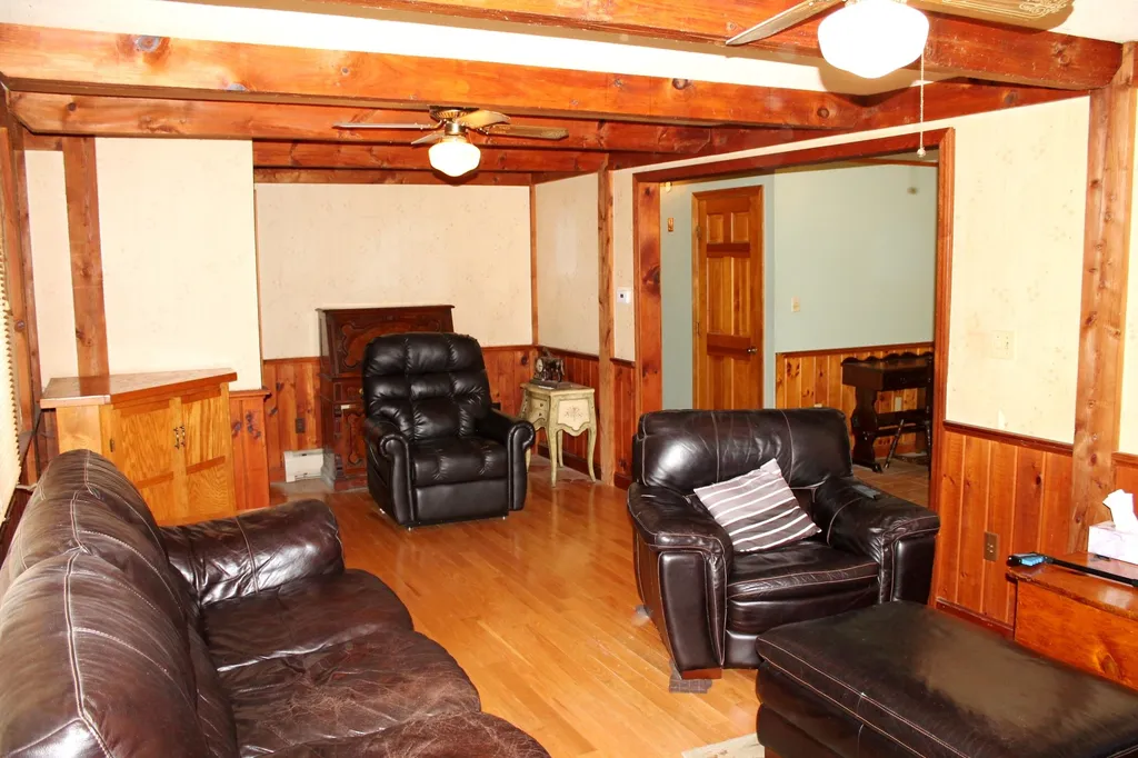 81 Saunders Hill Road New Boston NH 03070