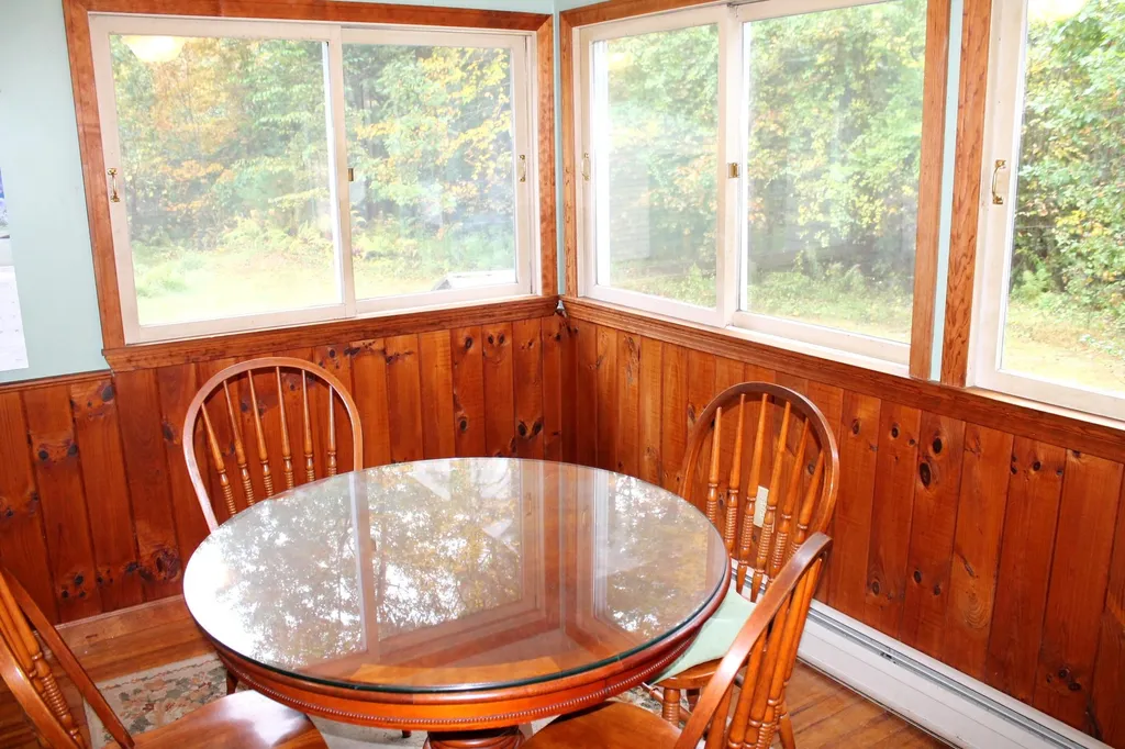 81 Saunders Hill Road New Boston NH 03070