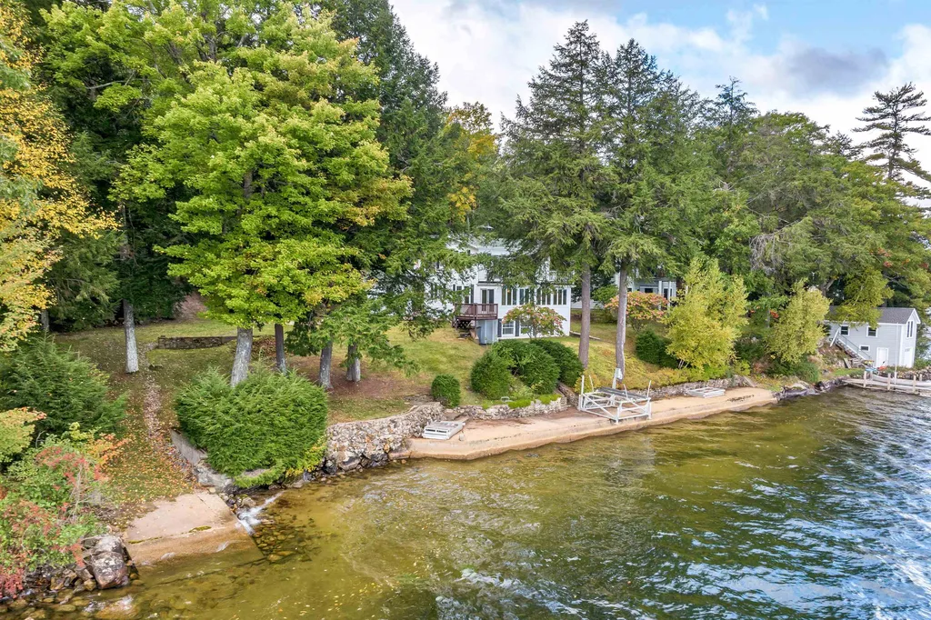 124 Gray Road Sanbornton NH 03269