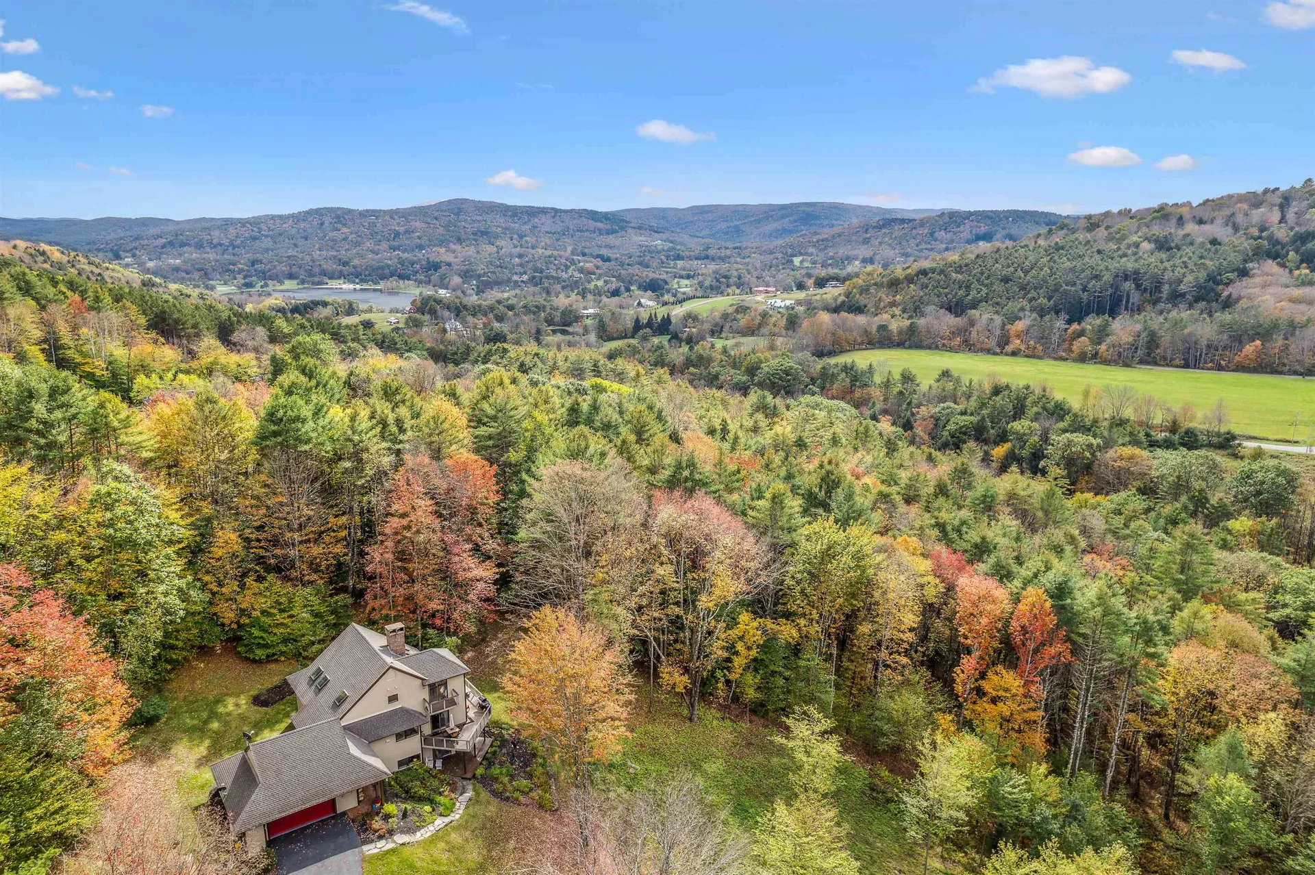 277 Rabbit Run Hartford VT 05001