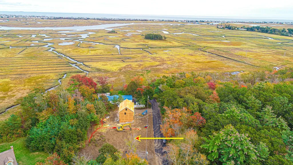 247 Lower Collins Street Seabrook NH 03874