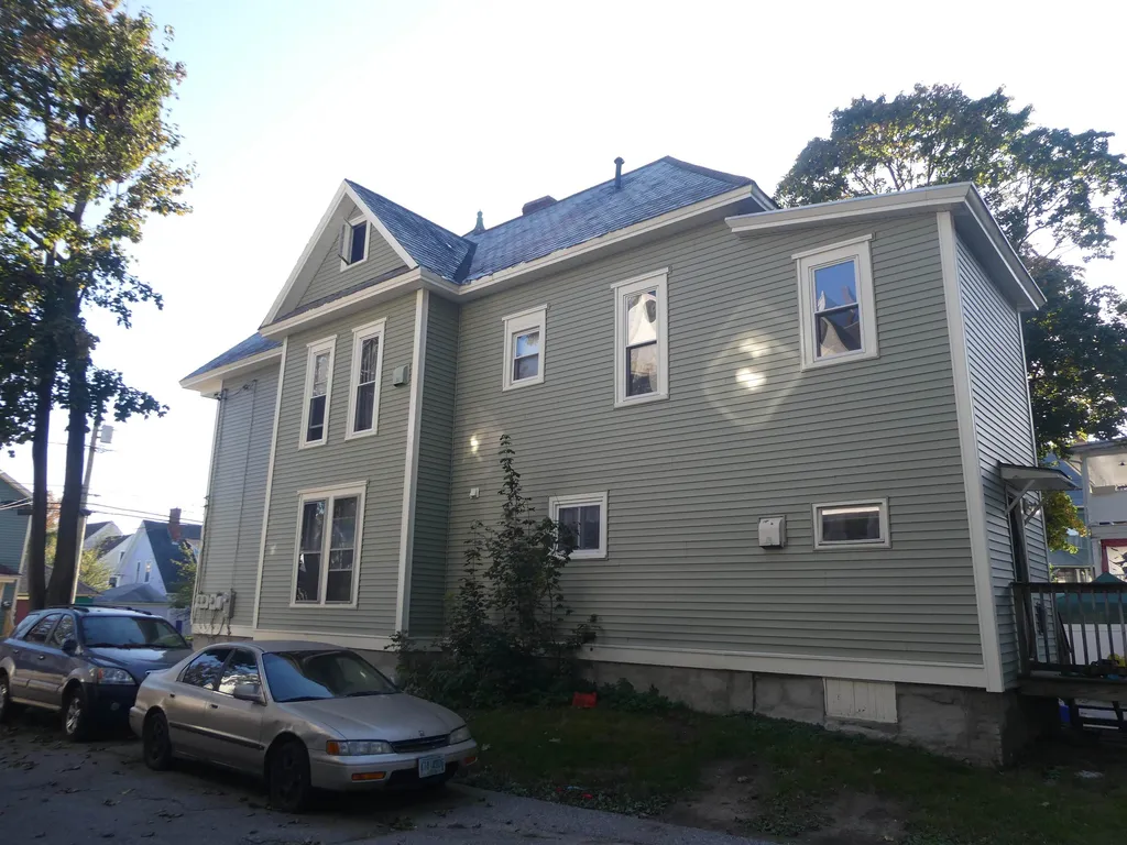 242 Prospect Street Manchester NH 03104