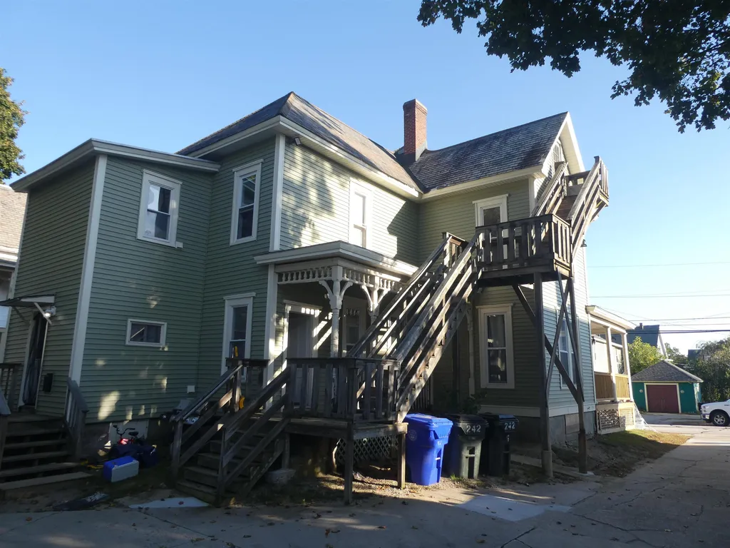 242 Prospect Street Manchester NH 03104