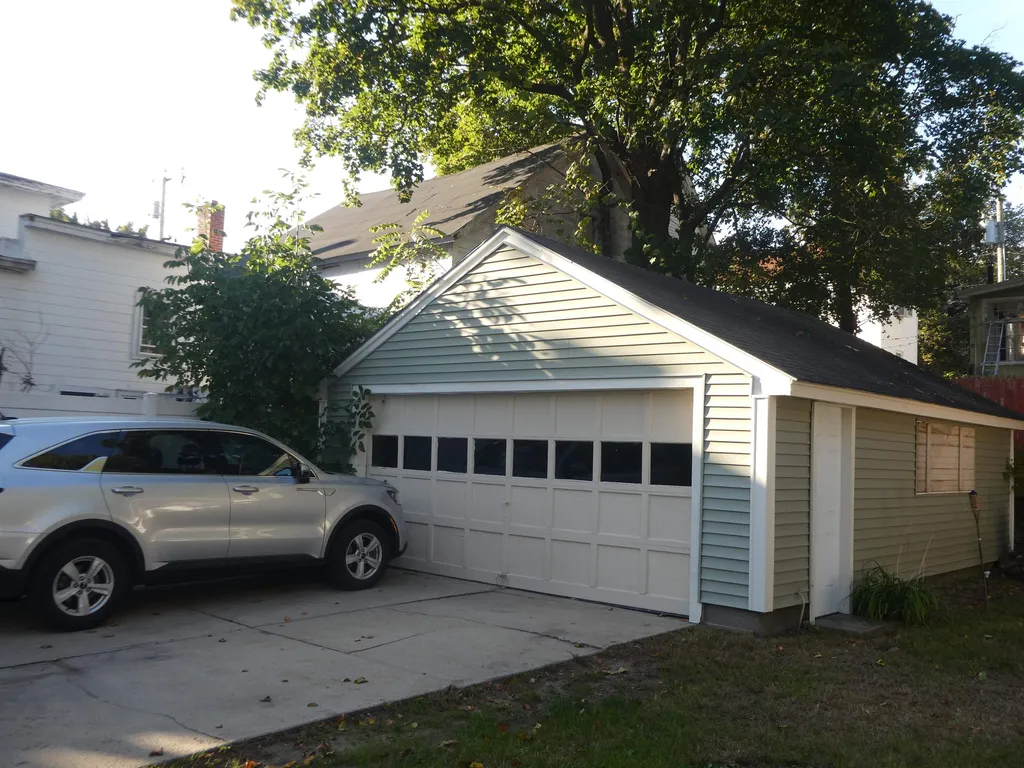 242 Prospect Street Manchester NH 03104