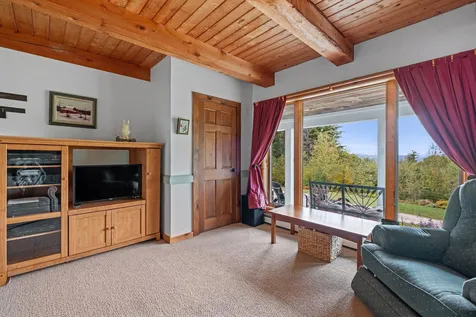 295 Horne Street Warner NH 03278