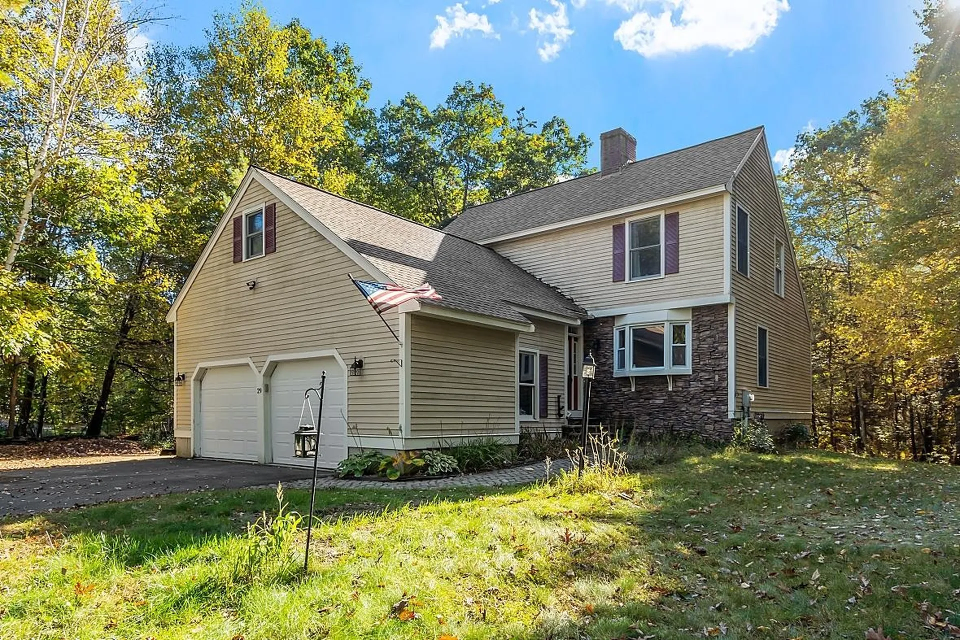 29 Whittier Street Newton NH 03858