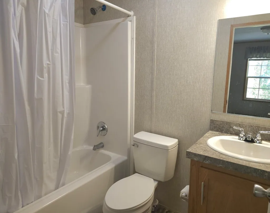 22 Atlas Place Derry NH 03038