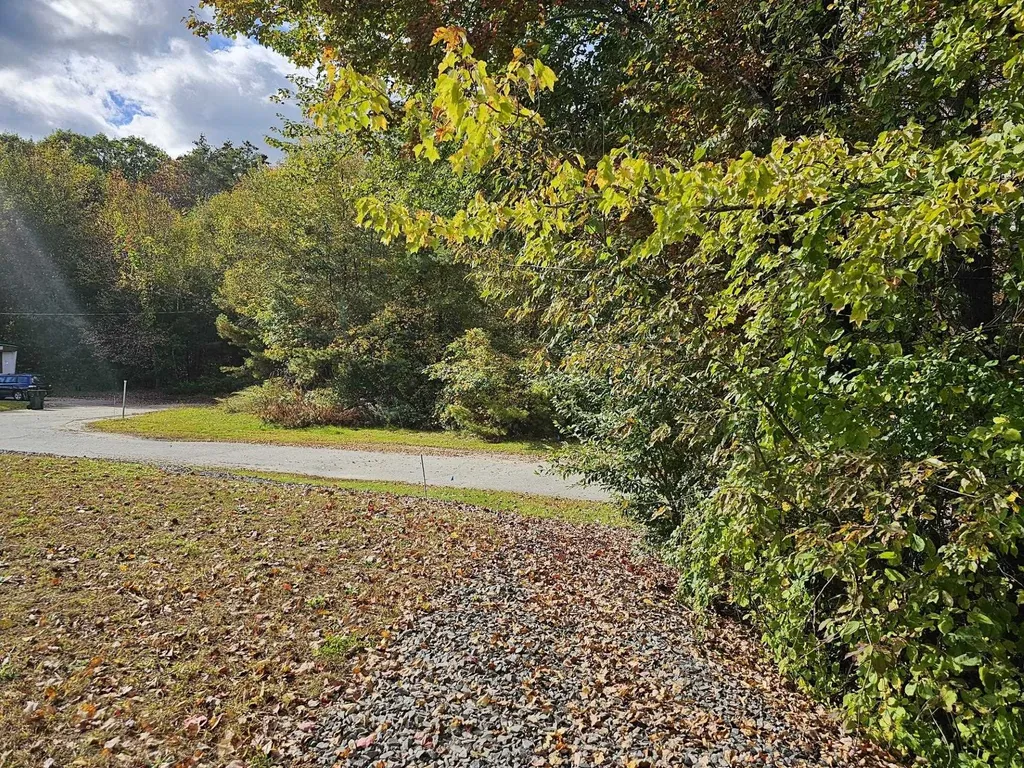 22 Atlas Place Derry NH 03038