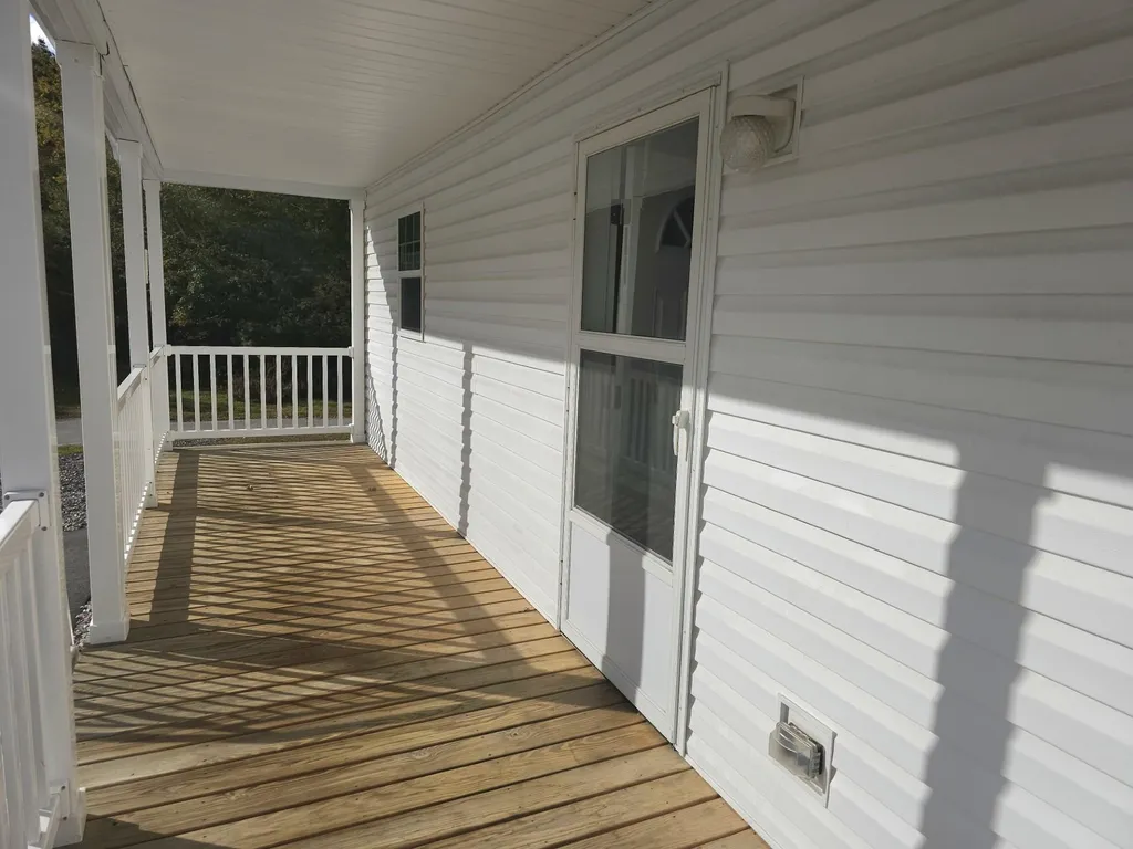 22 Atlas Place Derry NH 03038
