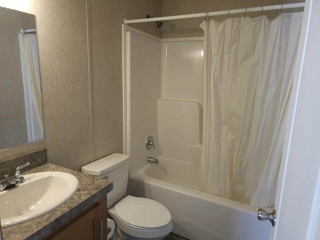 22 Atlas Place Derry NH 03038