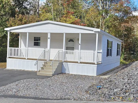 22 Atlas Place Derry NH 03038
