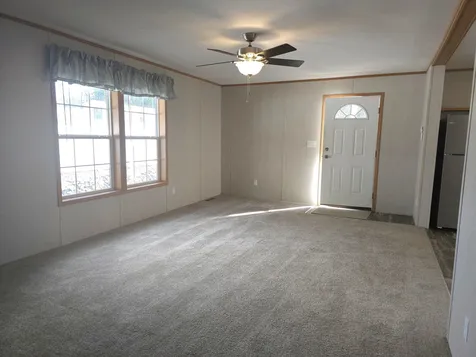 22 Atlas Place Derry NH 03038