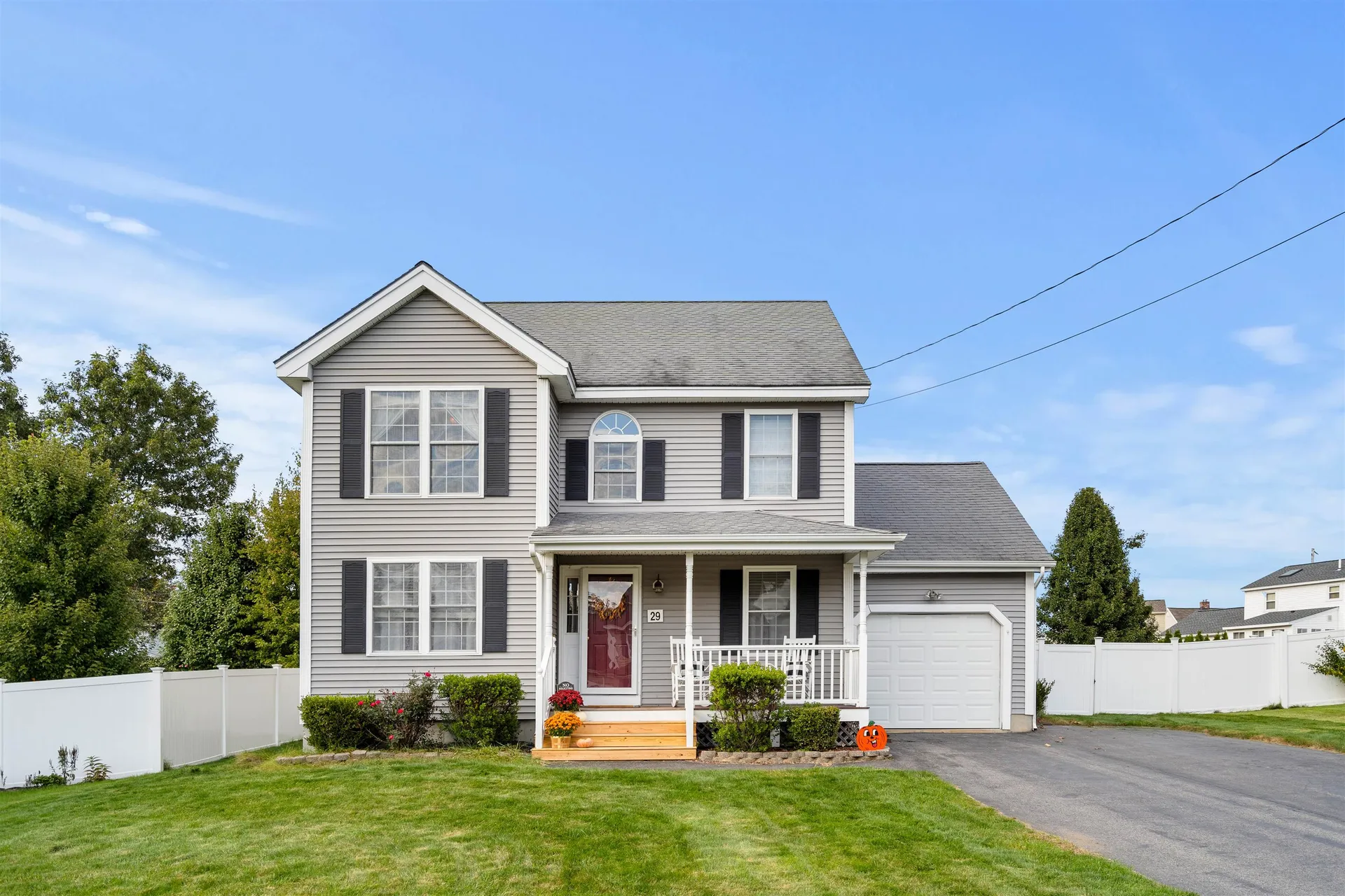 29 Ridgewood Street Manchester NH 03103