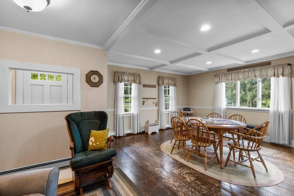 58 Franklin Street Rochester NH 03820
