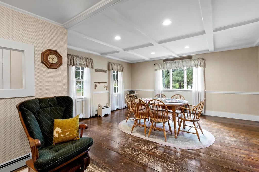 58 Franklin Street Rochester NH 03820