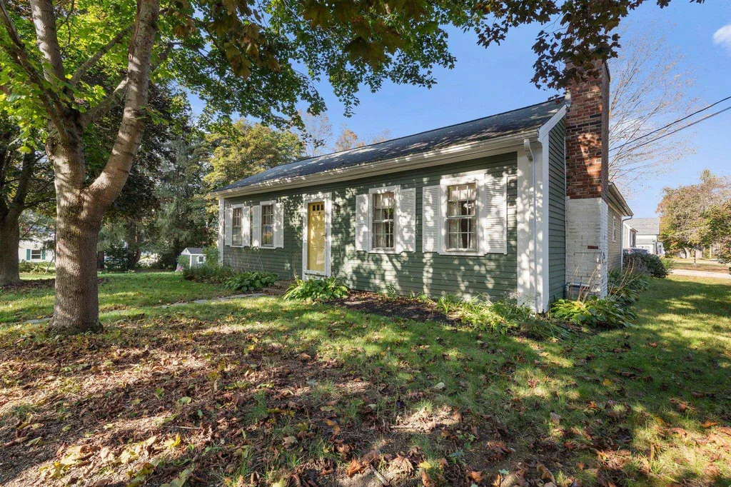 58 Franklin Street Rochester NH 03820