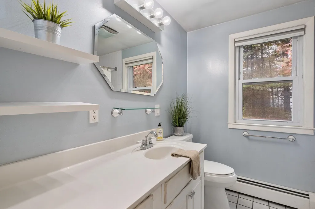 240 Maple Grove Lane Bristol NH 03222