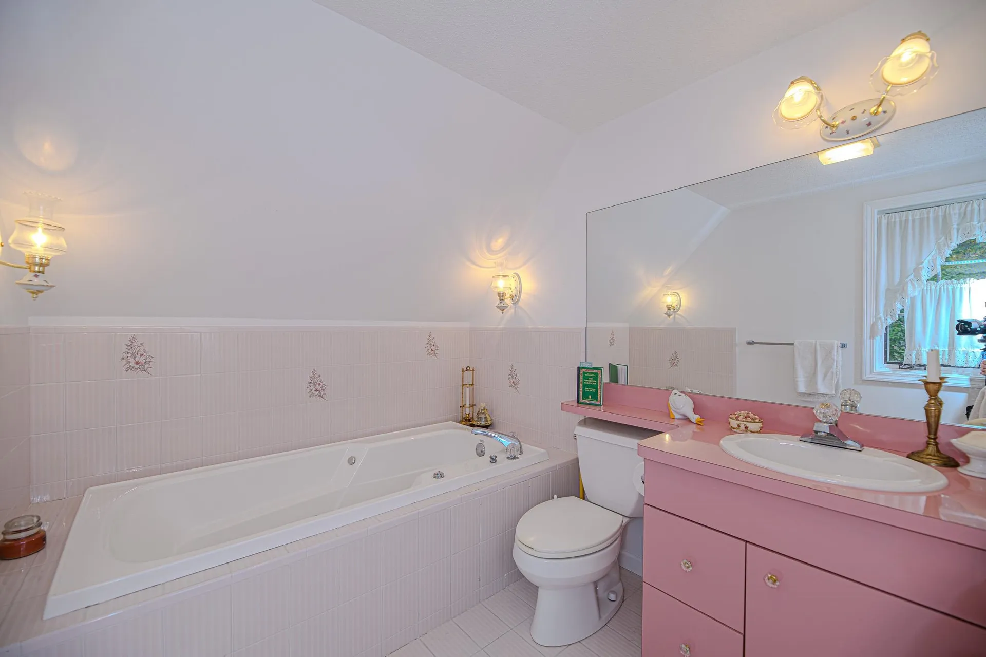 93 Wood Ridge Road Center Harbor NH 03226