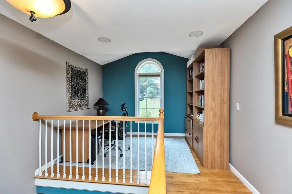 21 Pigeon Hill Road Brookline NH 03033
