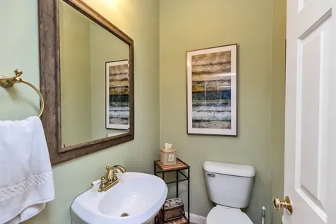 21 Pigeon Hill Road Brookline NH 03033