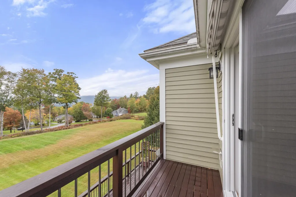 65 Pasquaney Lane Bridgewater NH 03222