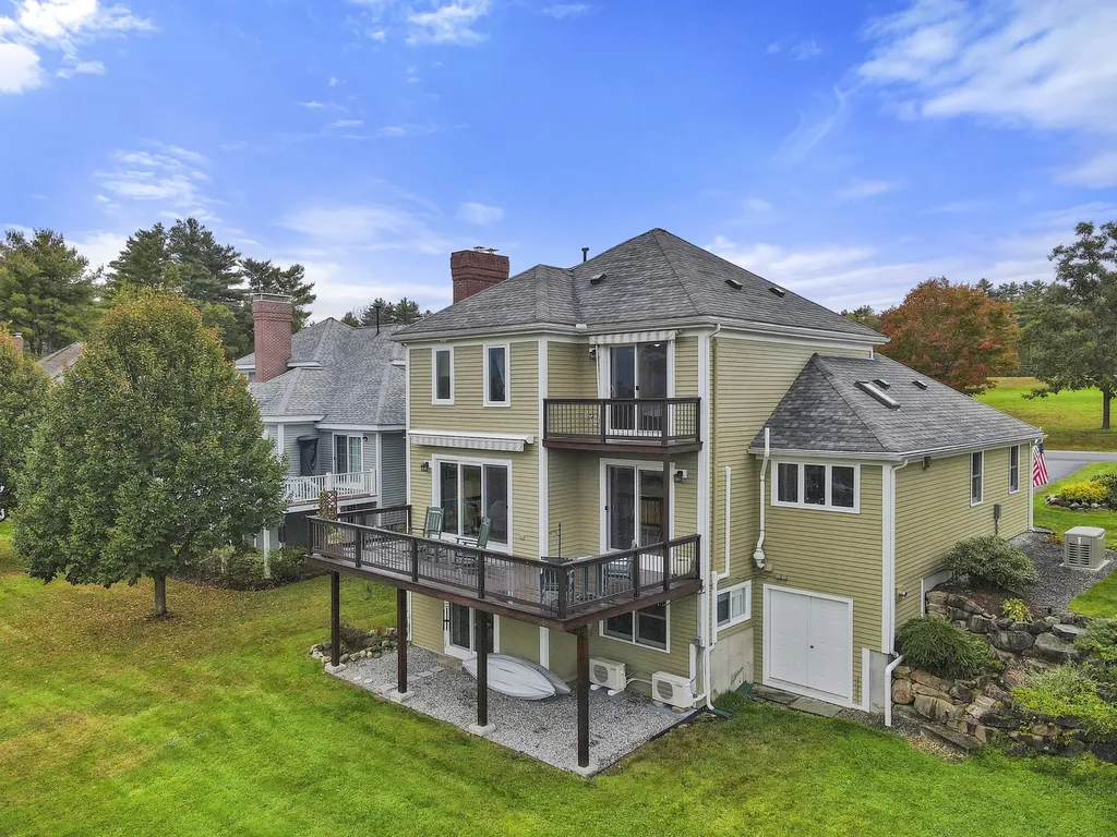 65 Pasquaney Lane Bridgewater NH 03222