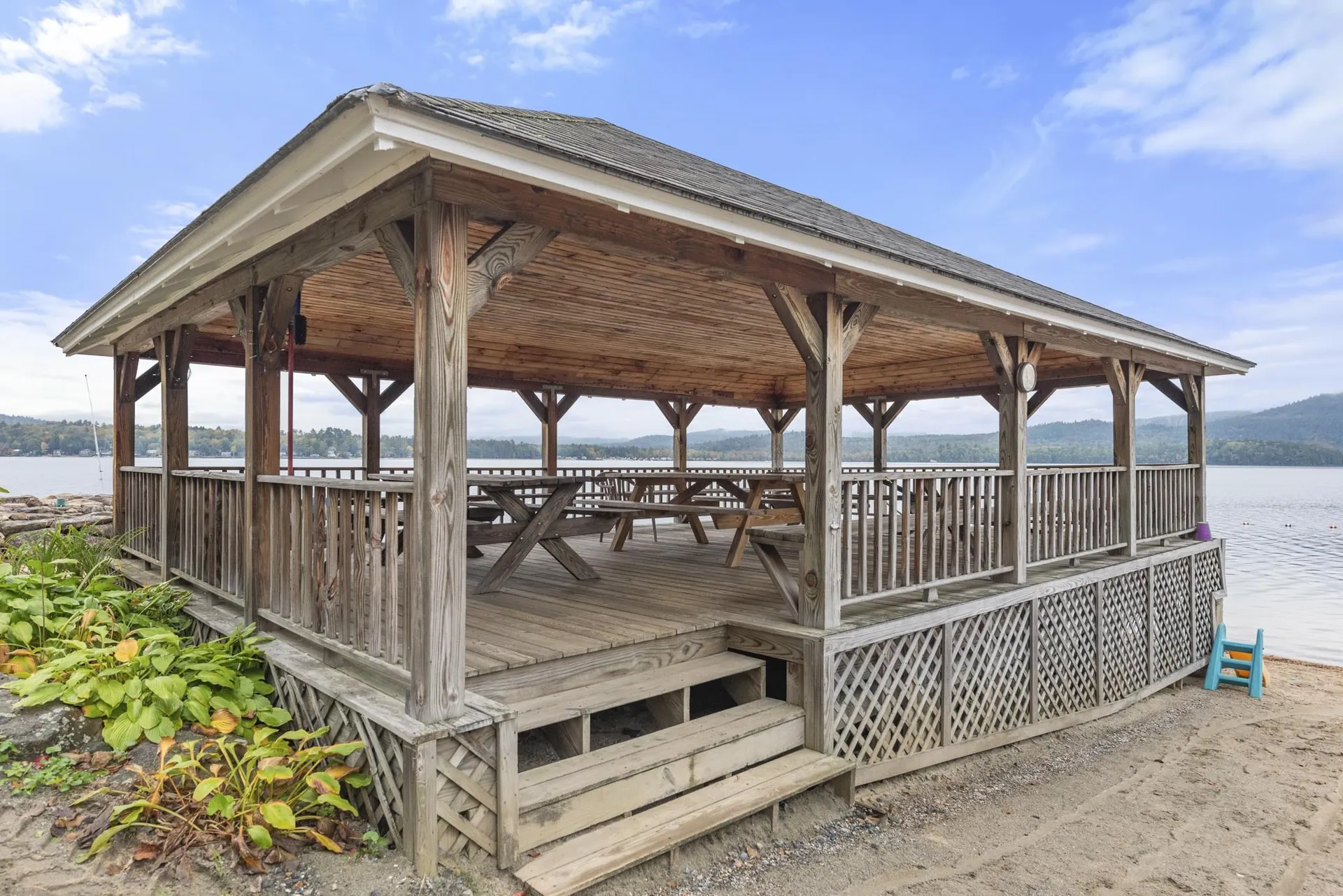65 Pasquaney Lane Bridgewater NH 03222