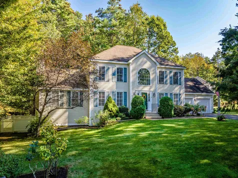 33 Quaker Lane Dover NH 03820