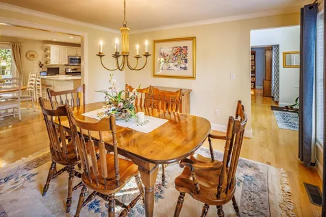 33 Quaker Lane Dover NH 03820