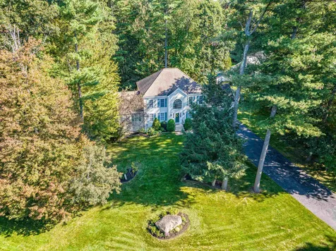 33 Quaker Lane Dover NH 03820
