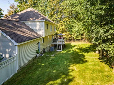 33 Quaker Lane Dover NH 03820