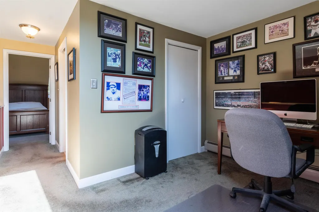 59 Spring Cove Road Nashua NH 03062