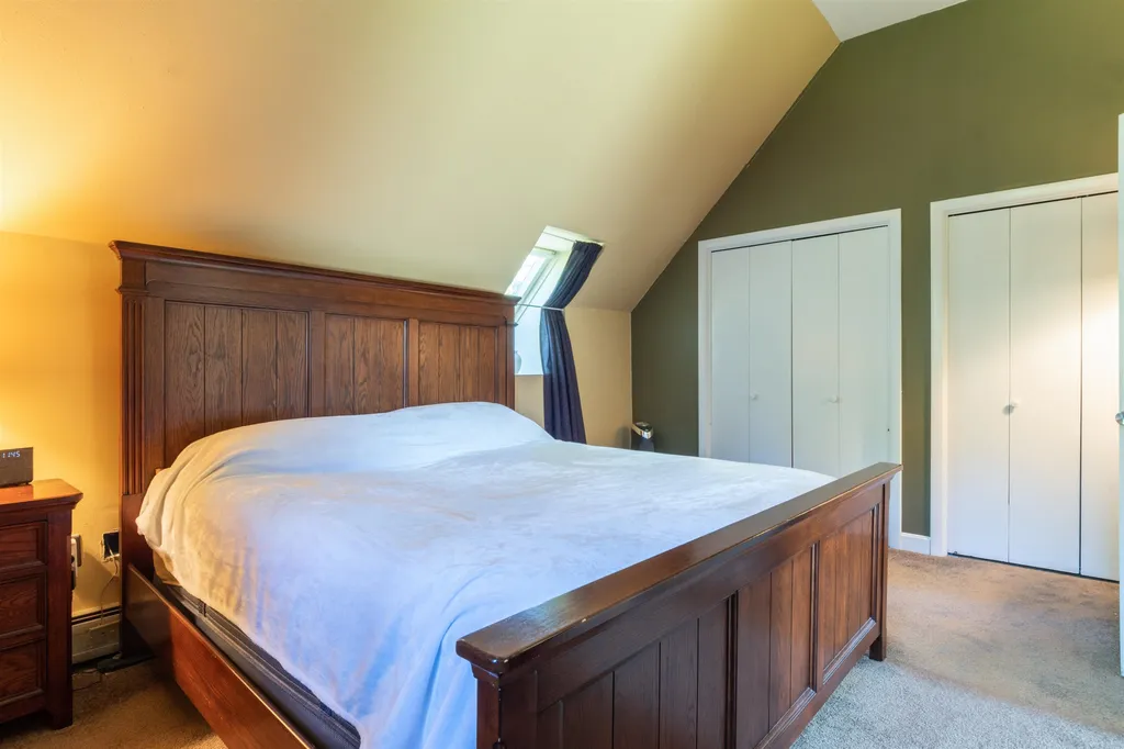 59 Spring Cove Road Nashua NH 03062
