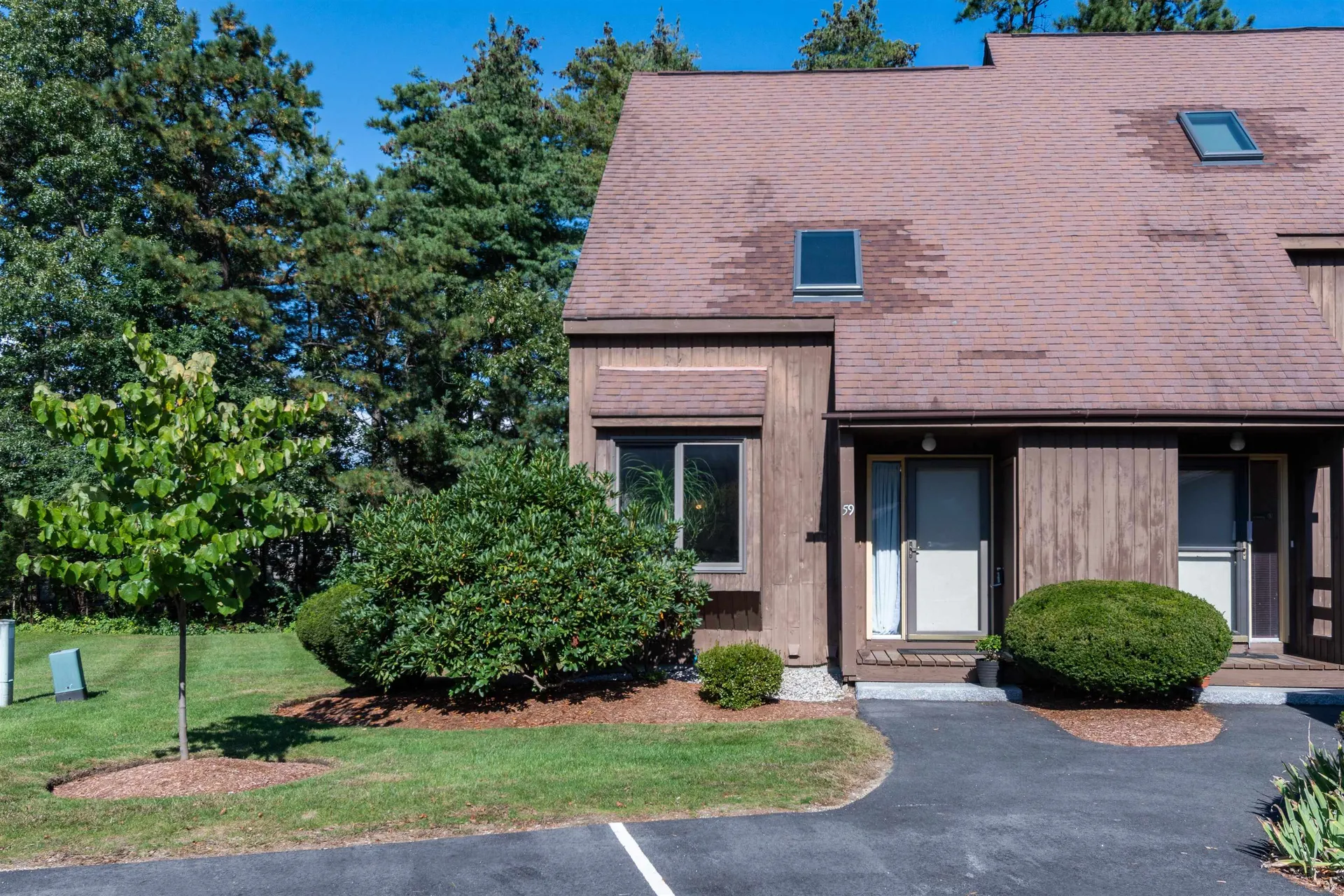 59 Spring Cove Road Nashua NH 03062