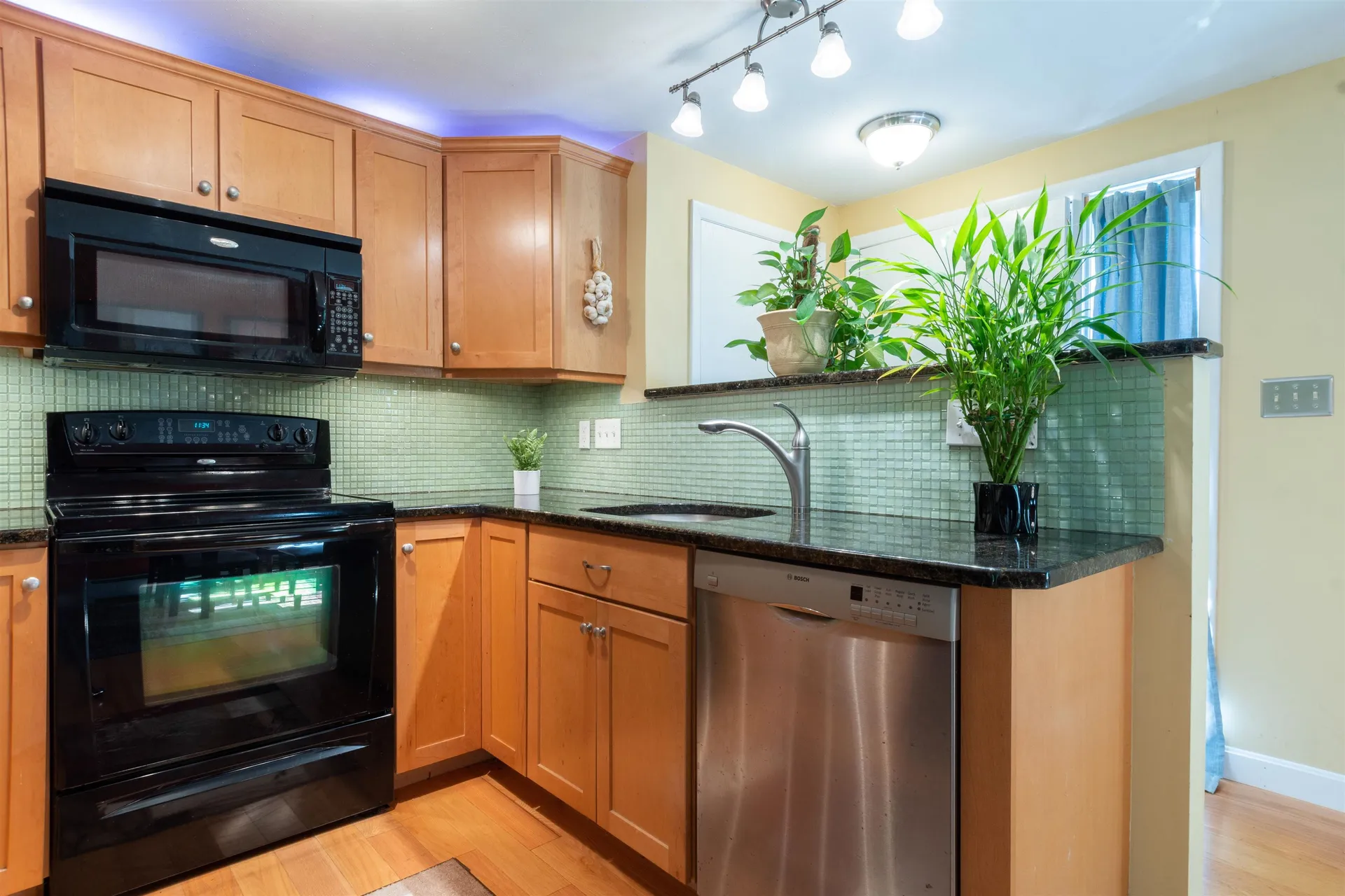 59 Spring Cove Road Nashua NH 03062